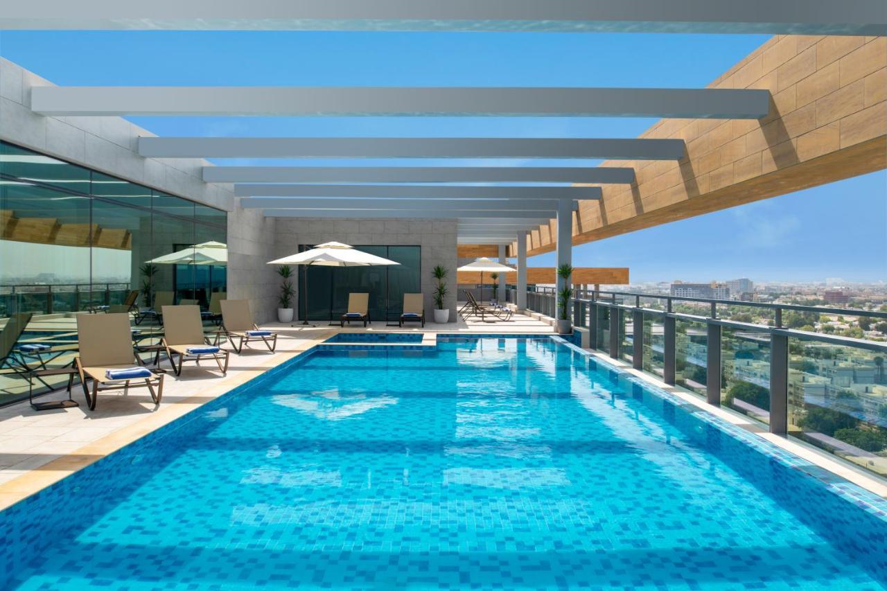 Swissotel Living Dschidda Exterior foto Rooftop pool