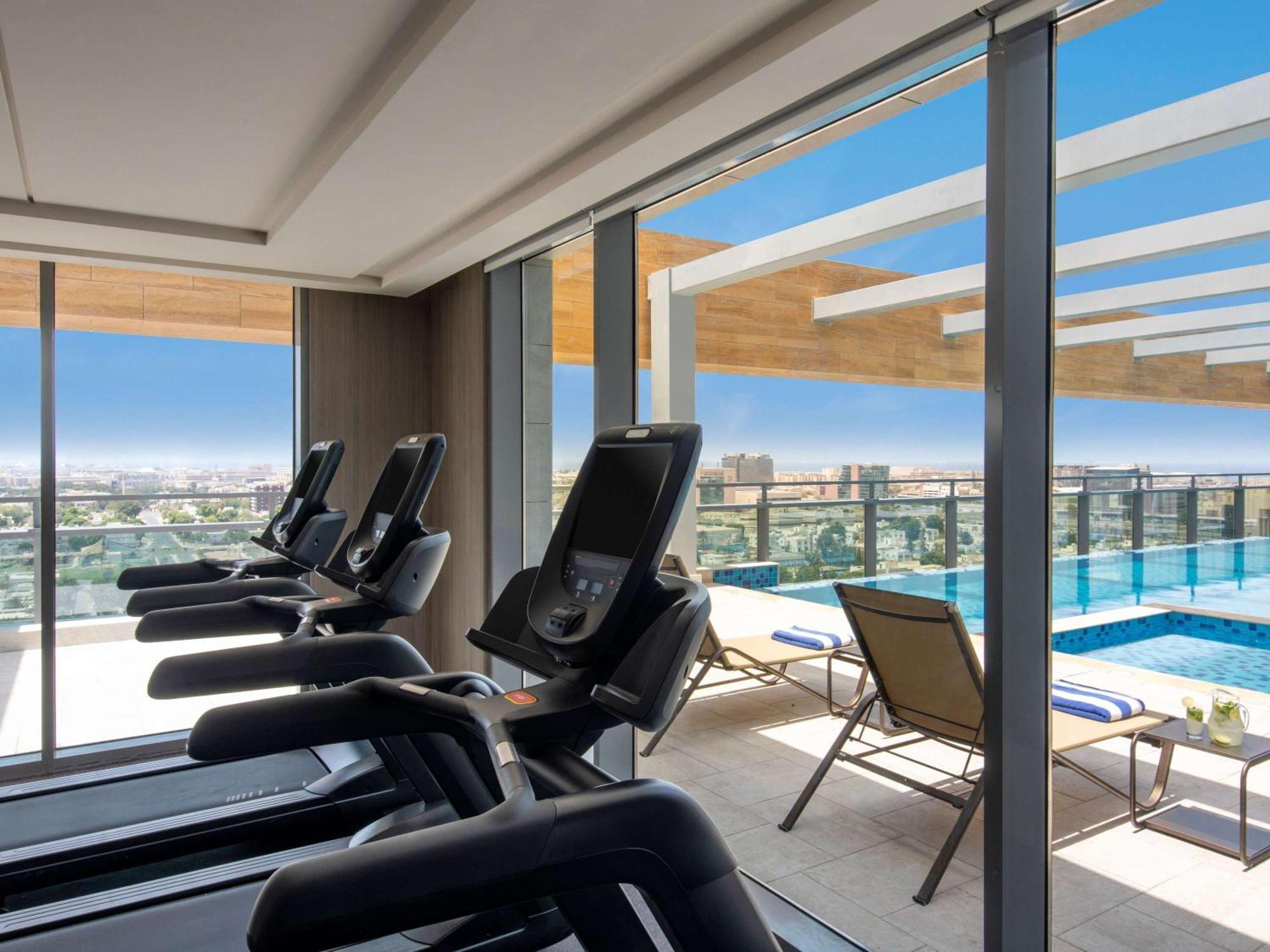 Swissotel Living Dschidda Exterior foto The gym at the hotel