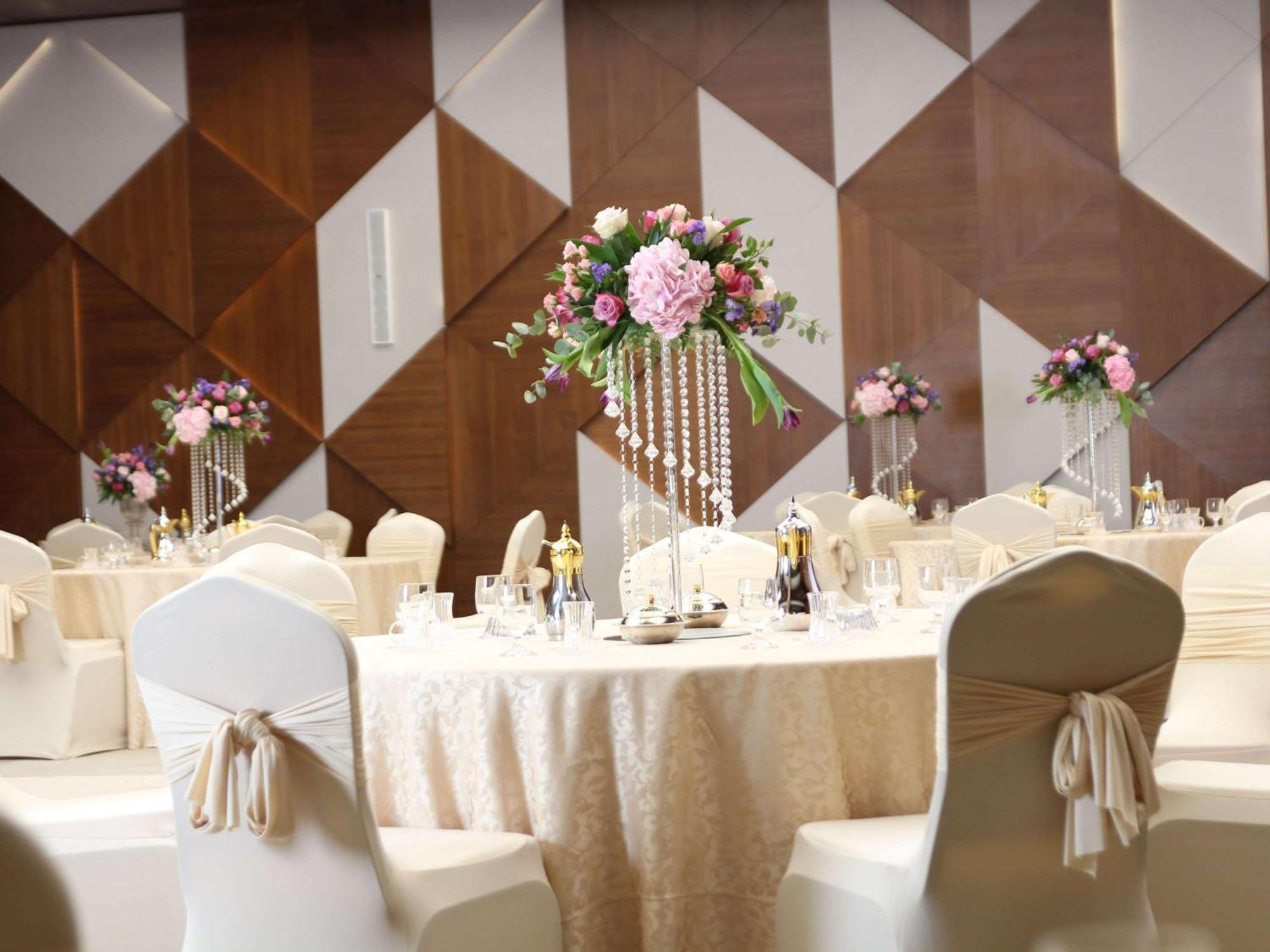 Swissotel Living Dschidda Exterior foto The ballroom
