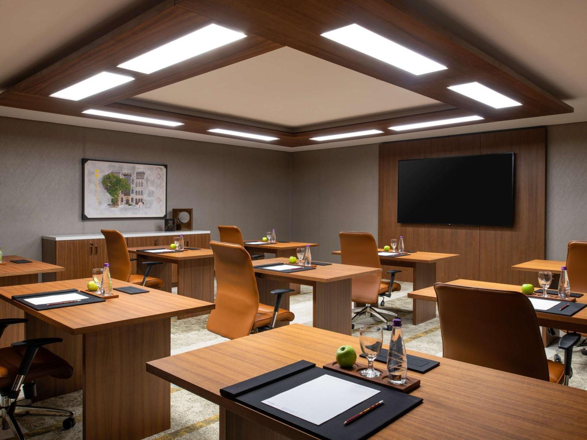 Swissotel Living Dschidda Exterior foto Meeting room
